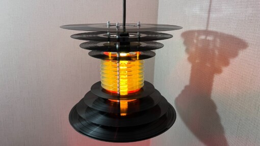Hanglamp  "Beethoven" ge-upcycled van oude LP's en CD's