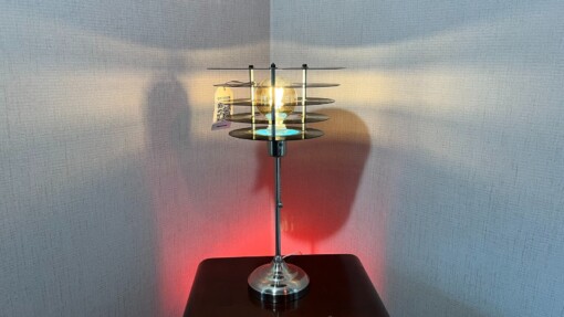 Tafellamp  "Bach" ge-upcycled van oude LP's