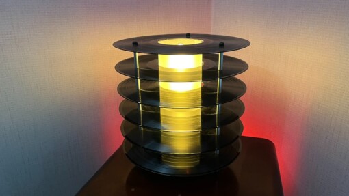 Tafellamp  "Chopin" ge-upcycled van oude LP's