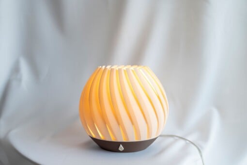 Brede Nautilus - Duurzame Tafellamp in Wit, Roze of Groen