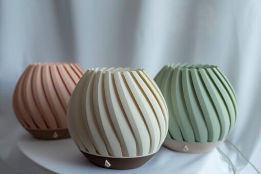 Brede Nautilus - Duurzame Tafellamp in Wit, Roze of Groen