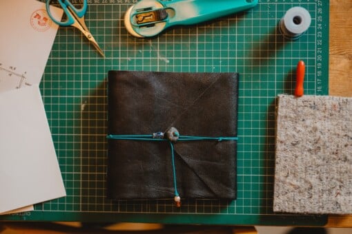 Maak je eigen lederen notebook