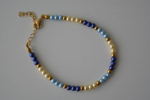drie kleuren parel armband