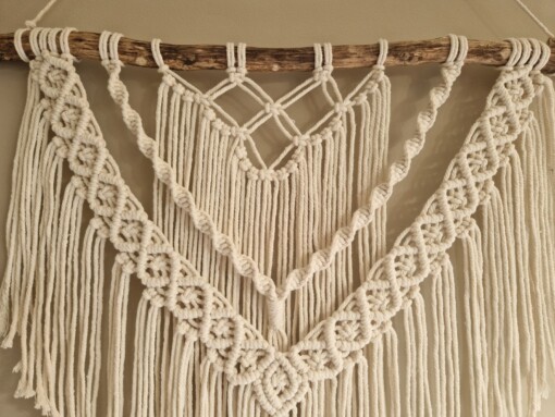 Hangemaakte boho macrame wallhanging diamant