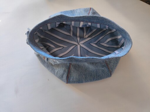 denim baret met bloem