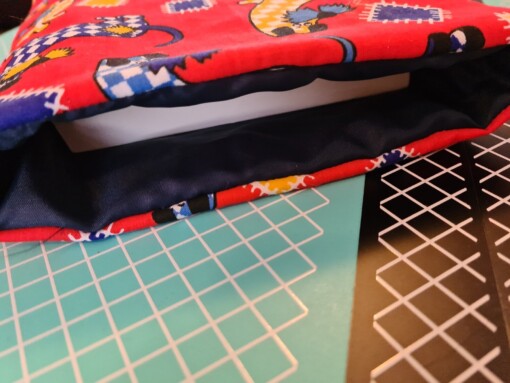 Booksleeve Happy teckel – Voor boekenliefhebbers met een zwak voor teckels!