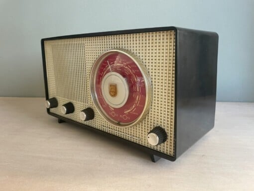 Vintage bluetooth radio  Philips 1956 zwart rood