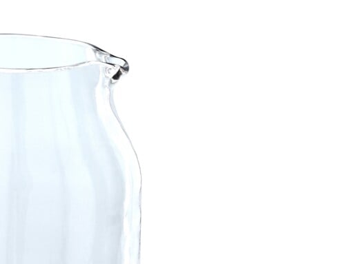 Mondgeblazen karaf uit wijnfles – duurzaam design – RERO Glass