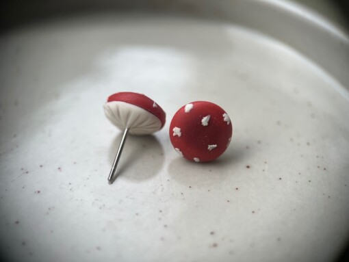 Paddenstoelen knopjes oorbellen