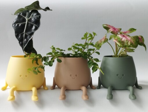 Zittende Lachende Plantenpot met Knieën Maat M