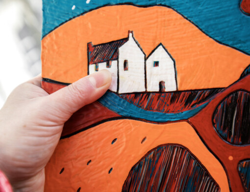 Relief landscape 3 -acrylkunst op een houten paneel, gesneden.
