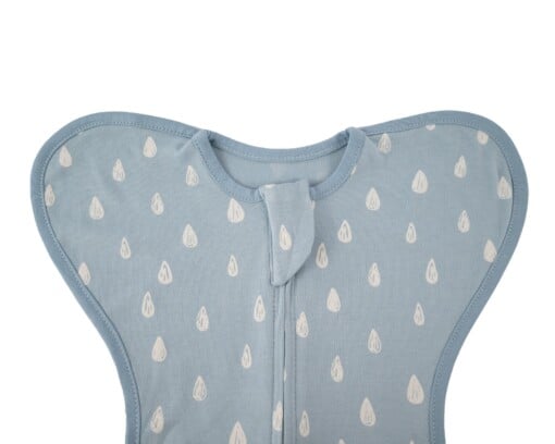 Honeybears Inbakerslaapzak – Slaapzak baby – Inbakerdoek baby – Blauw met wit – Swaddle up - 3 tot 6 maanden - 68 cm – TOG 1.0