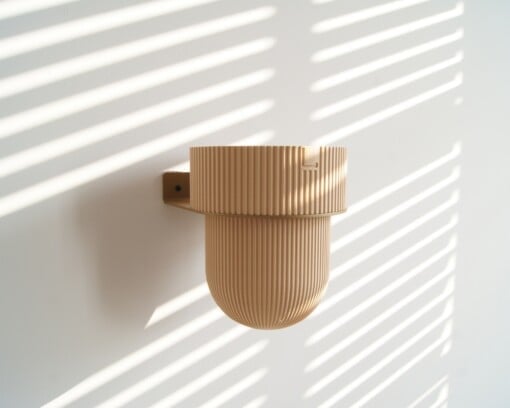 STERKSTAEL Flora S Eco Pot Dessert Sand - bloempothouder - kleur houder goud - kleur pot zandkleurig - inclusief bloempot ø12cm - poedercoating - staal