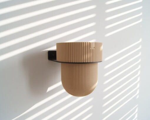 STERKSTAEL Flora S Eco Pot Dessert Sand - bloempothouder - kleur houder zwart - kleur pot zandkleurig - inclusief bloempot ø12cm - poedercoating - staal