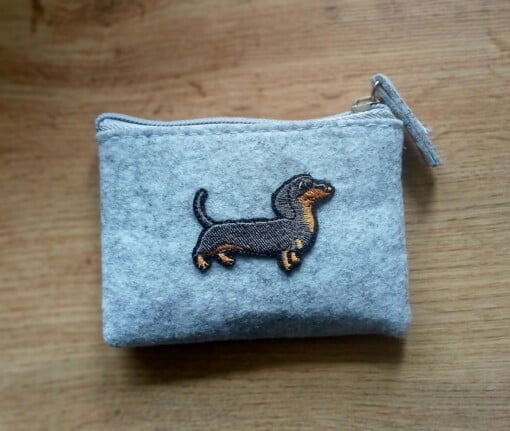 Teckel Portemonnee, Hond Muntzakje met Rits, Vilt Creditcardhouder, Cadeau voor een Hond Liefhebber