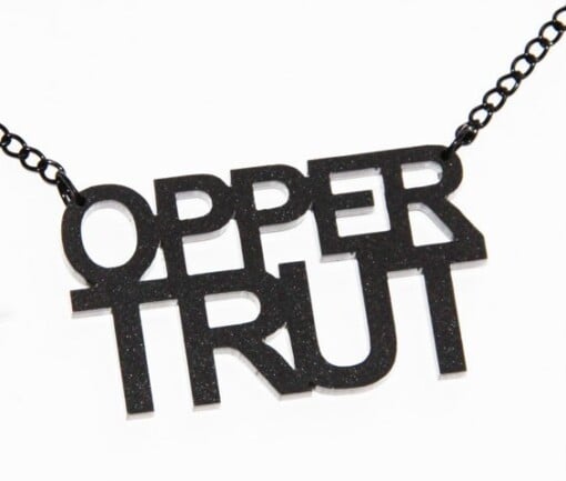 Oppertrut! naamketting