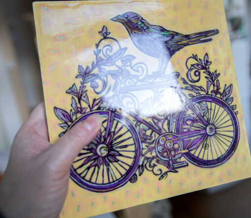 Forgotten bicycle -mini schilderij op hout