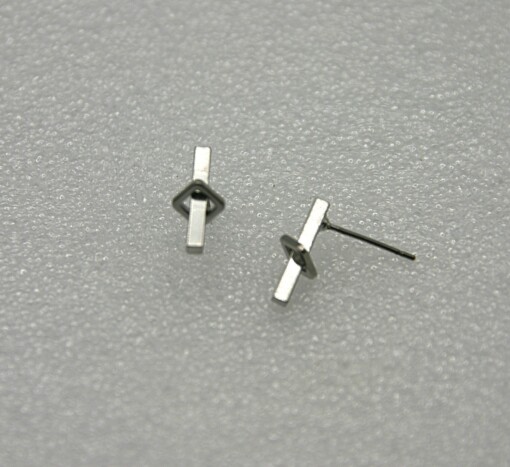 Squarred stick oorbellen