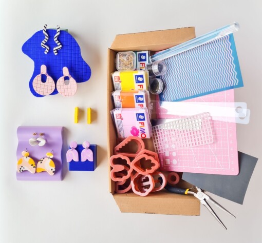 DIY kit voor het zelf maken van Polymeer klei oorbellen, inclusief online video cursus | Starterskit met alle benodigdheden om je eigen juwelen te maken uit Fimo klei
