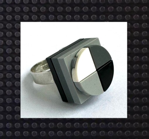 Bijzondere ring van Lego