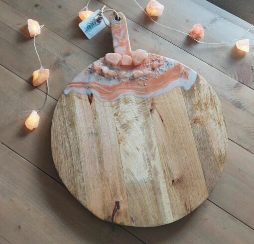 Grote serveerplank met zoutsteen