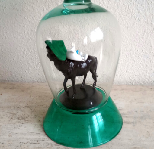 Centauer met slapende smurf glasobject met schaal
