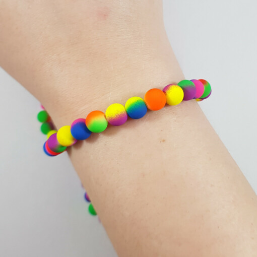 Meerkleurige neon kralen rek armband