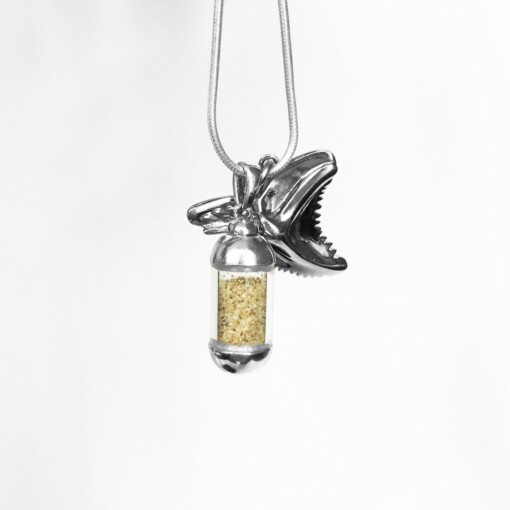 Laguna Beach Pendant Haaientand Zilver