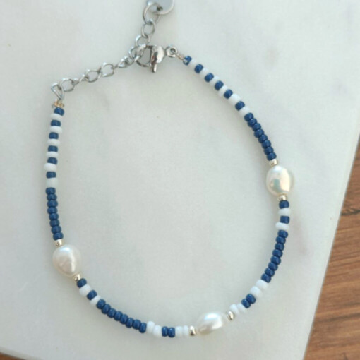 Pearl bracelet blue/white