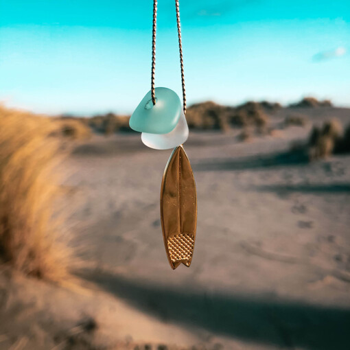Zeeglas surfplank ketting goud