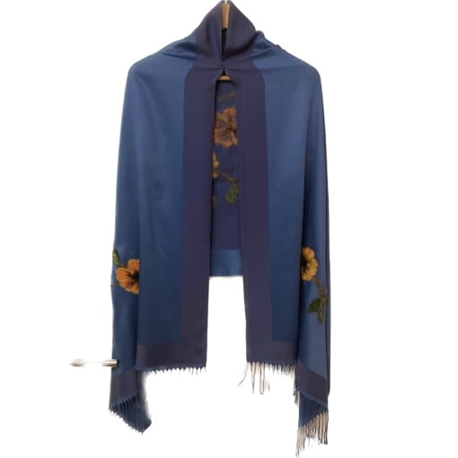 Vilt geborduurd blauwe kasjmier oversized sjaal
