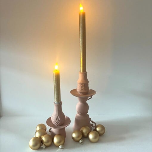 Kleine kandelaar in roze