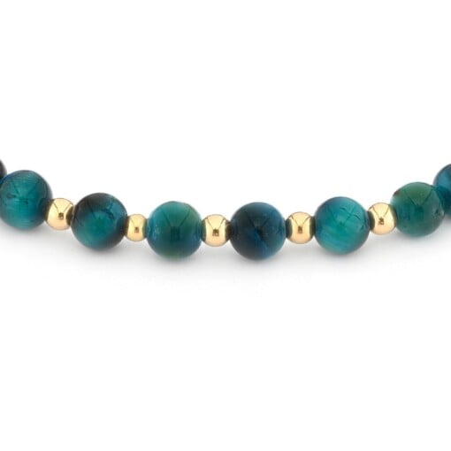 Armband met Blauwe Tijgeroog en 14 karaat gouden kralen 2,5 mm