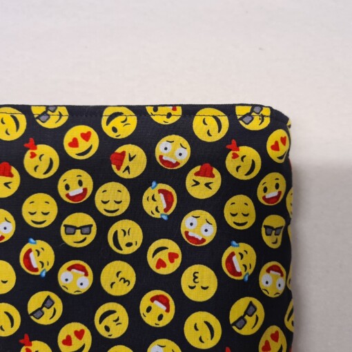 Booksleeve – Vrolijke Emoticon Print
