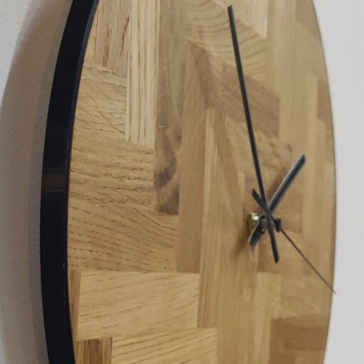 Visgraat Klok - Tijdloze elegantie voor jouw interieur - Handgemaakt