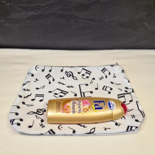 Handgemaakte toilettas / make-up tas Music Notes – Ideaal cadeau voor muziek liefhebbers