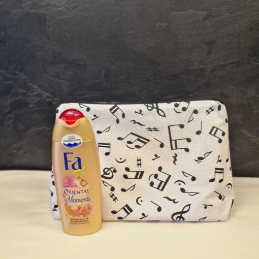 Handgemaakte toilettas / make-up tas Music Notes – Ideaal cadeau voor muziek liefhebbers