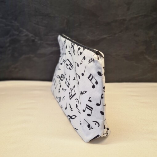 Handgemaakte toilettas / make-up tas Music Notes – Ideaal cadeau voor muziek liefhebbers