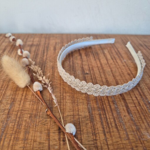 Diadeem met een gouden glitter