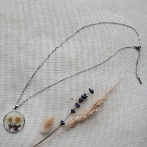 Ketting 50cm zilver met droogbloem wit/paars