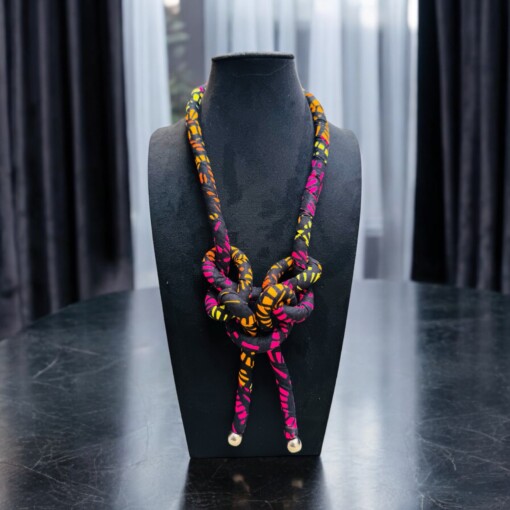 Lafia ketting Roze