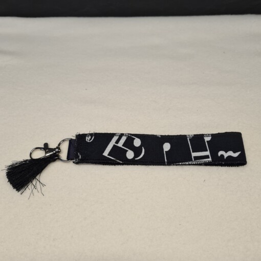 Sleutelhanger met muzieknoten print – Met praktische musketonhaak