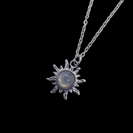 Stainless steel ketting met zon hanger labradoriet
