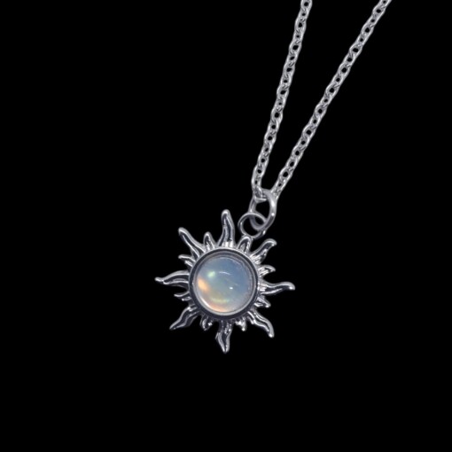 Stainless steel ketting met zon hanger regenboogmaansteen