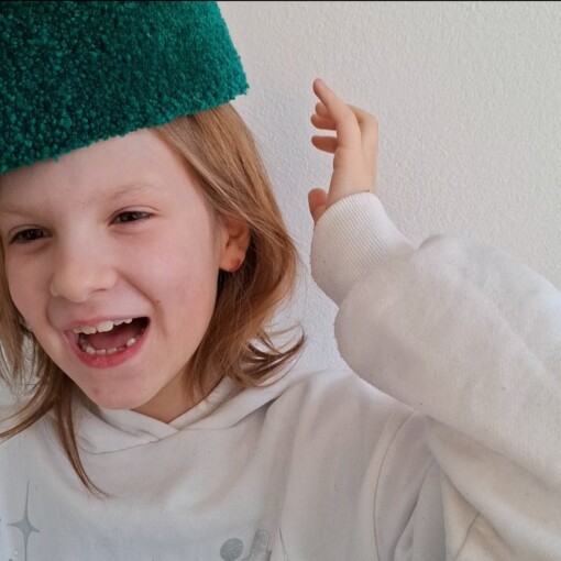 groen getufte verjaardagskroon, feestkroon
