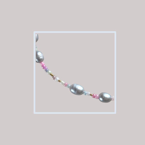 Ketting met Zoetwaterparels en multi colour kraaltjes