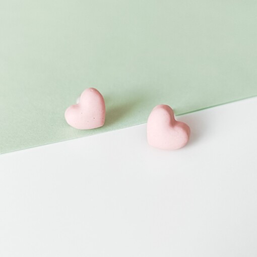 Pastel roze hartjes oorbellen