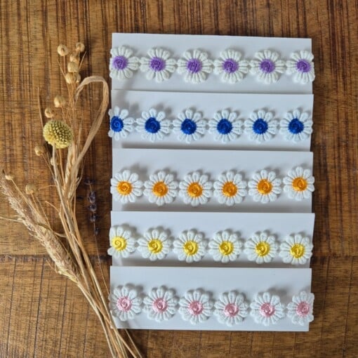 Bloemenhaarbandjes doorlopend in verschillende kleuren