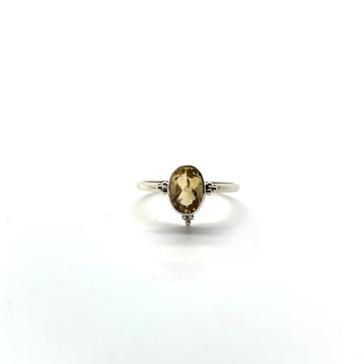 Citrine 6X8 Oval Triquetra Silver