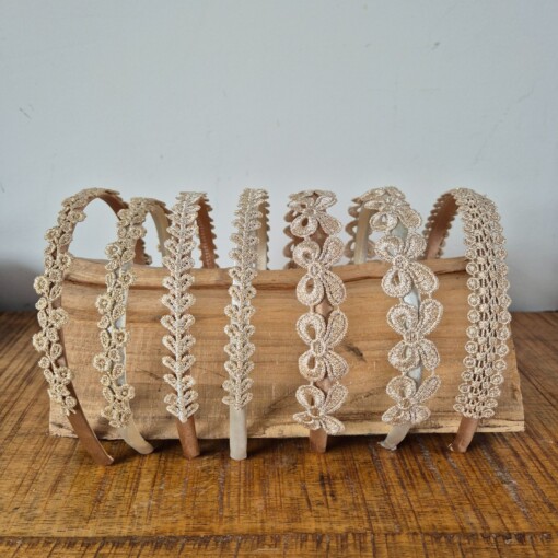 Diadeem met een licht gouden glitter erin